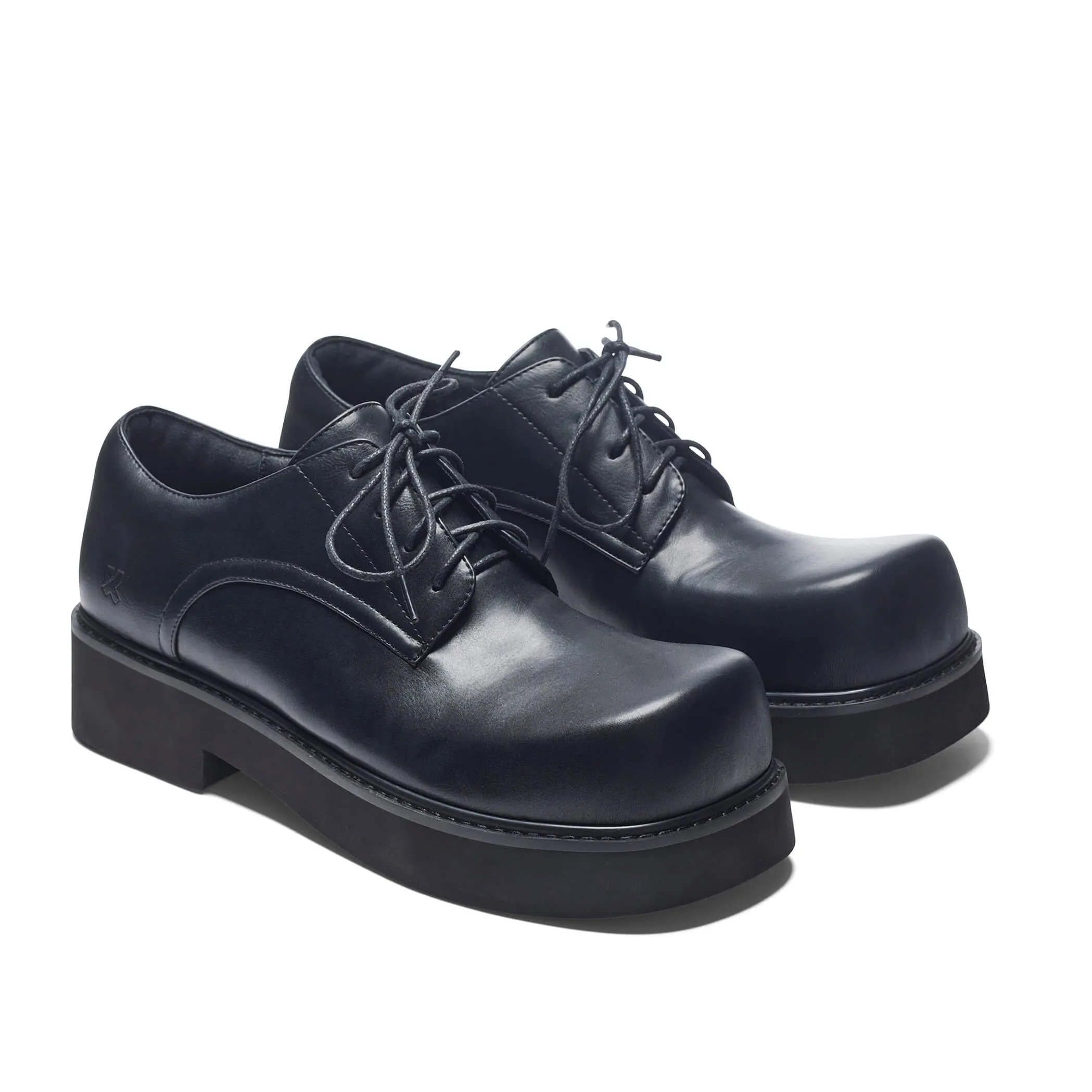 400% Oversized Derby Shoes - Black