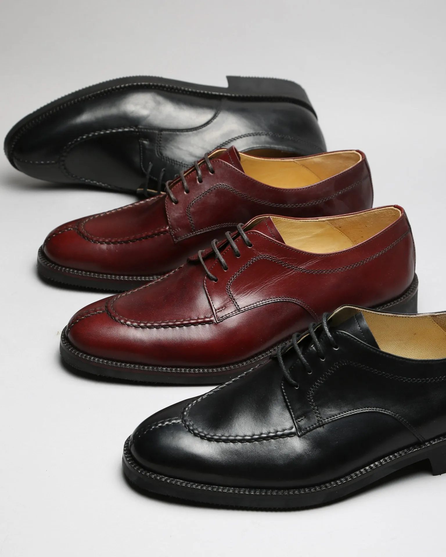 624 Black Derby Shoes with Rubber Sole