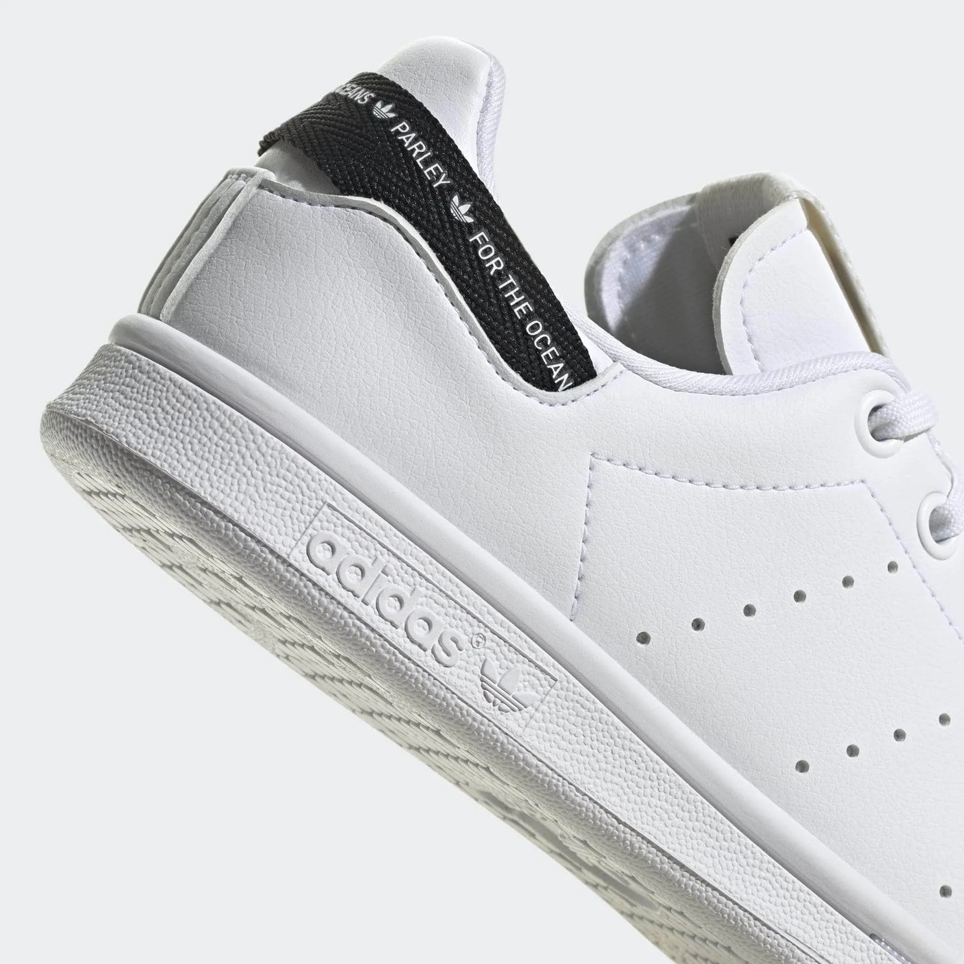 Adidas Stan Smith Shoes for Boys