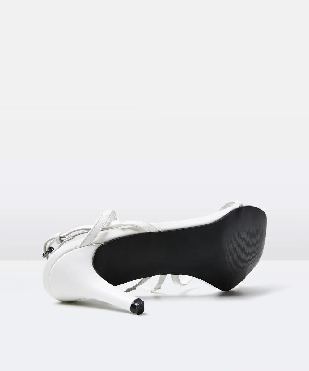 Alice In The Eve The Claudia Toe Loop Heels White