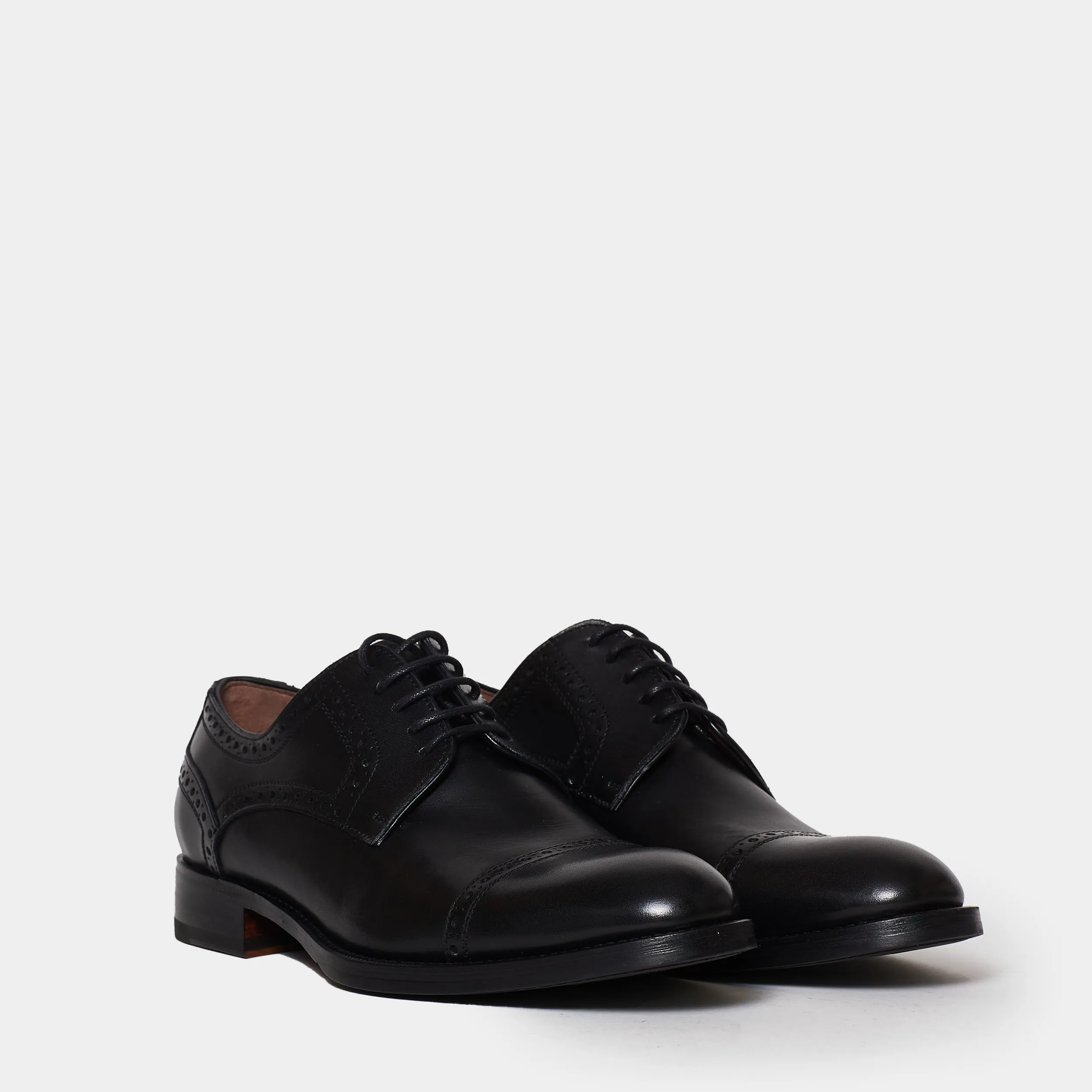 Black soft leather lace-up derby shoes