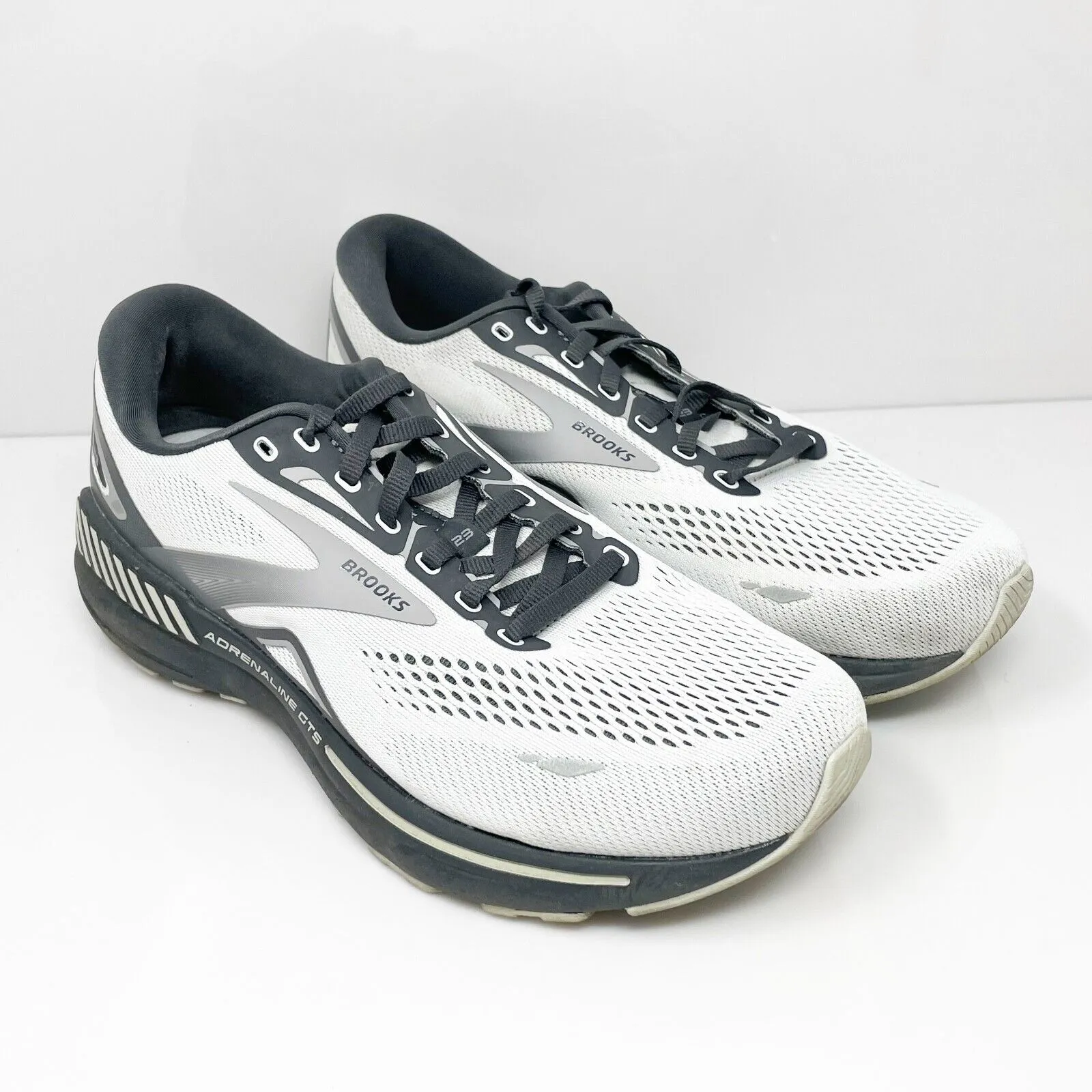 Brooks Mens Adrenaline GTS 23 1103914E065 Gray Running Shoes Sneakers Size 9 4E