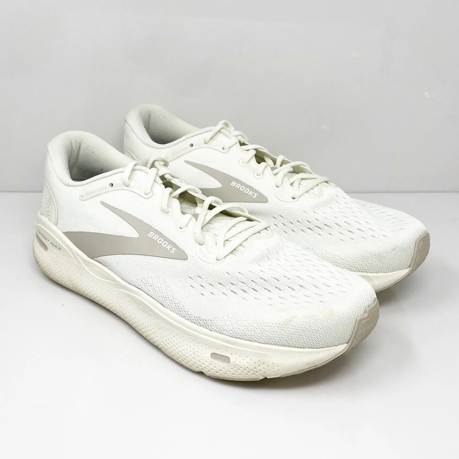 Brooks Mens Ghost Max 1104061D174 White Running Shoes Sneakers Size 15 D