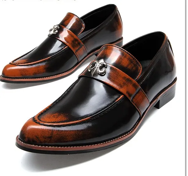 Men's Brown Pointed Oxfords