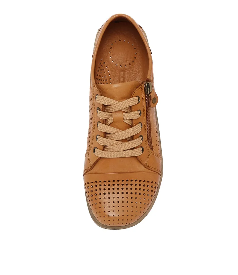 COLORADO Nyx Tan Leather Sneakers