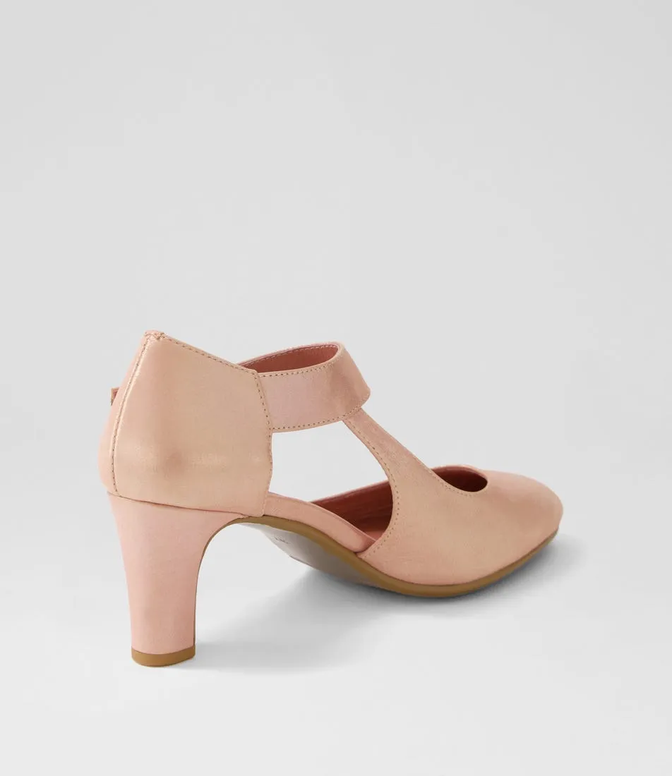 DJANGO & JULIETTE Trinities Rose Shimmer Leather Mary Jane Heels