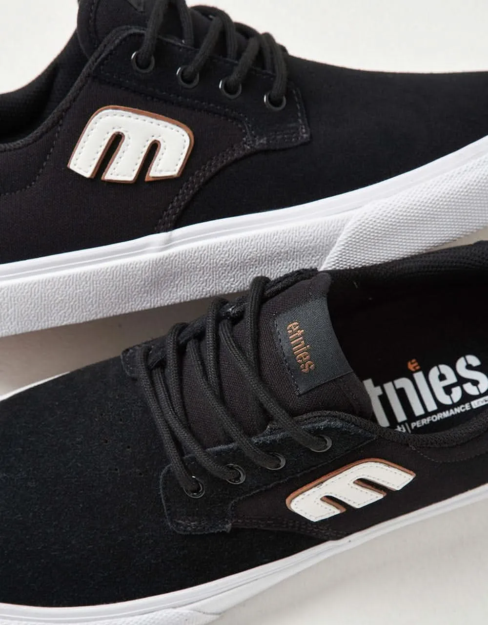 Etnies Barge Plus Skate Shoes - Black/White