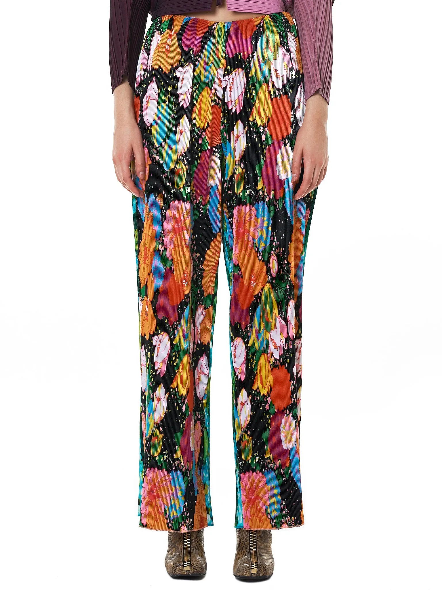 Floral Plissé Trousers (RQ45-BLACK-FLORAL-MIX)