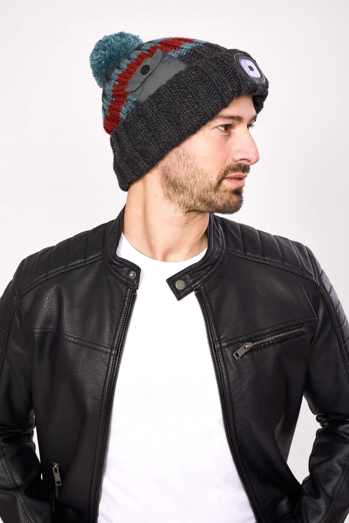 Grey Men's Chunky Knit LED Torch Hat