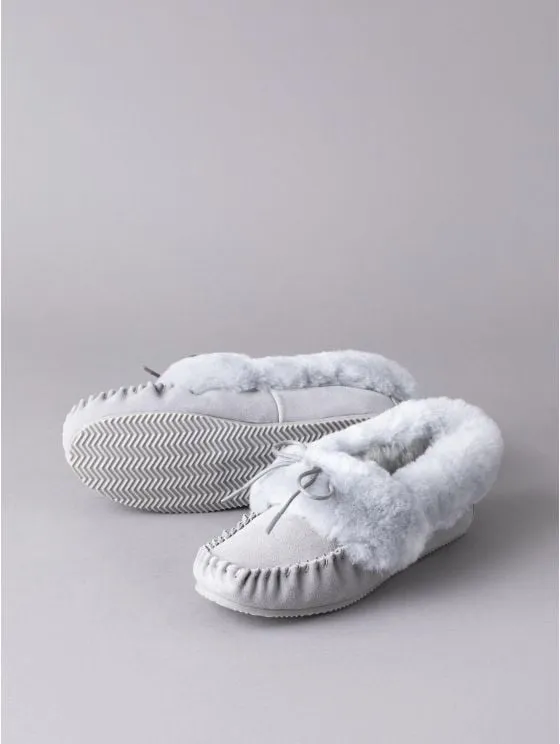 Women's Light Grey Sheepskin Moccasins