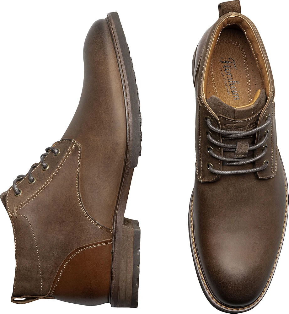 Lodge Chukka Boots