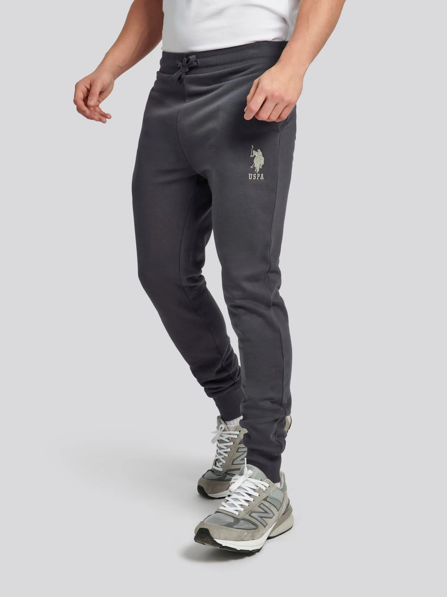 Mens Player 3 Joggers in Ebony