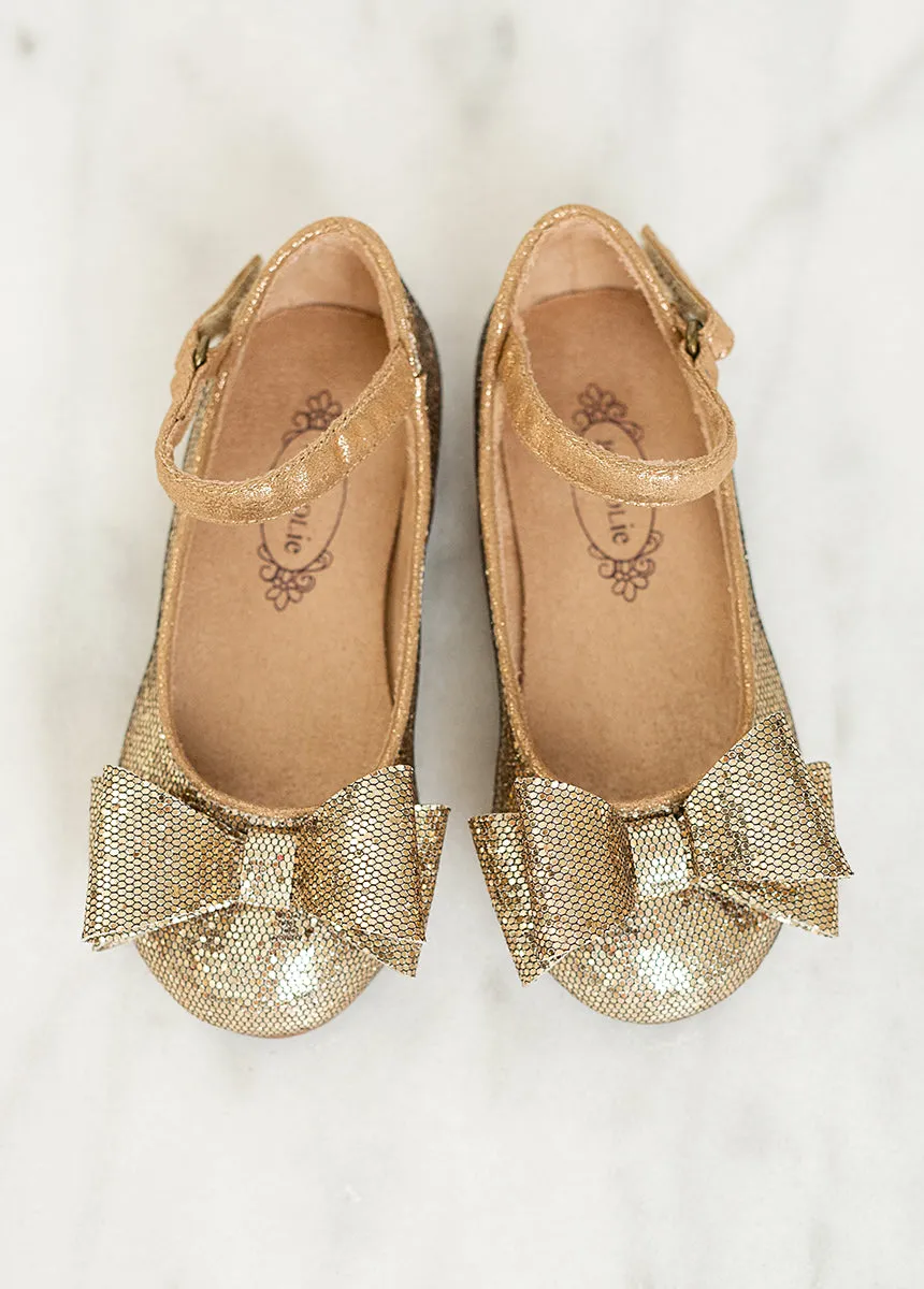 Miriam Flat in Gold