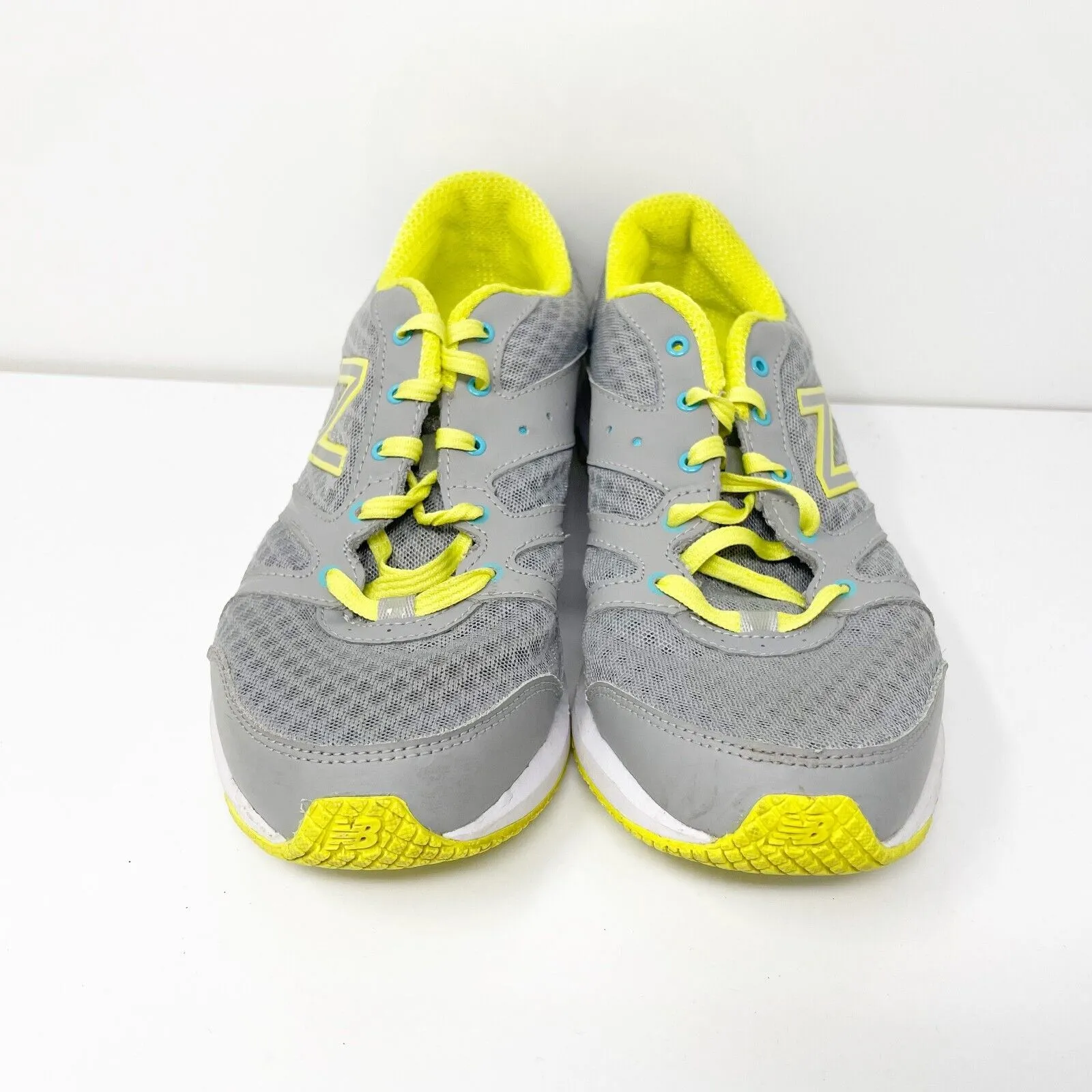 New Balance Womens 577 WX577LA Gray Running Shoes Sneakers Size 9 B