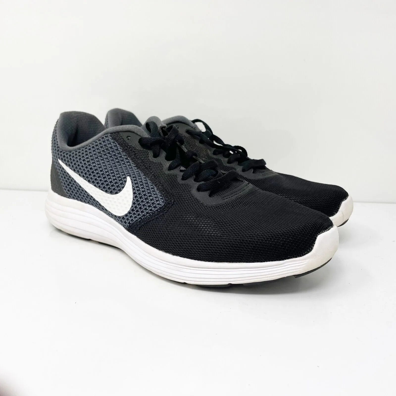 Nike Mens Revolution 3 819300-001 Black Running Shoes Sneakers Size 7.5