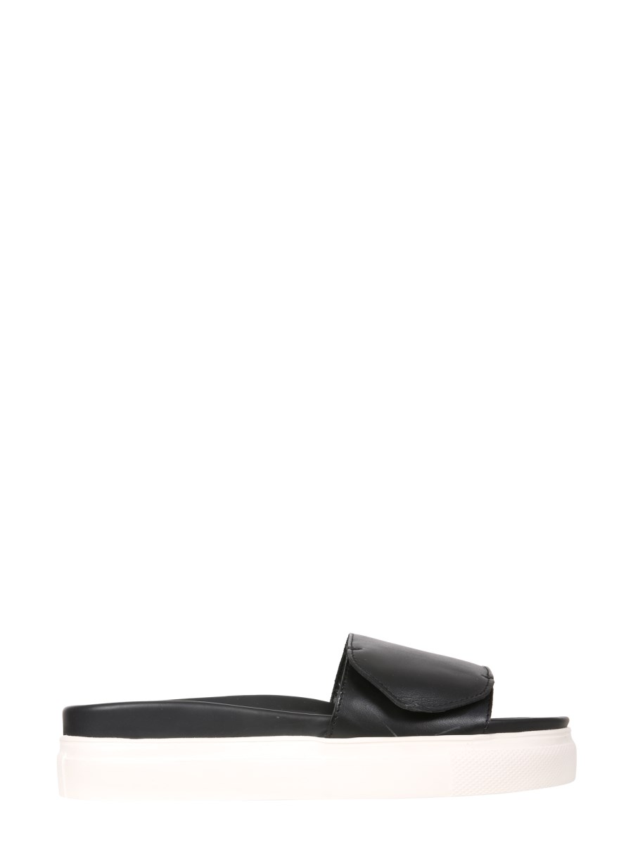 N°21 Leather Slide Sandals with Logo