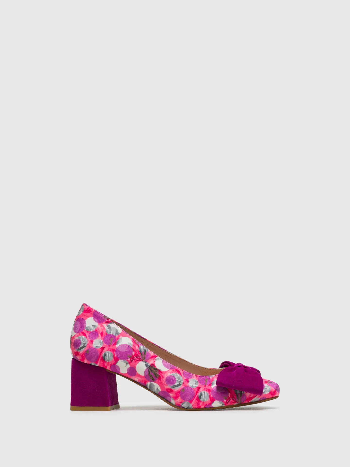 Pink Round Toe Shoes