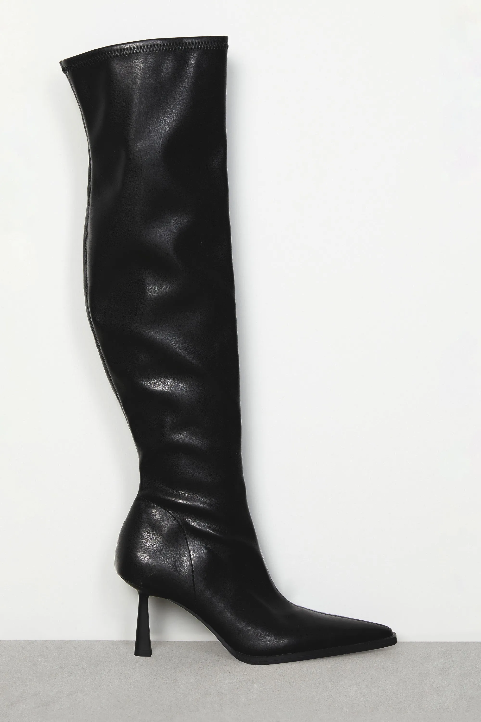 POINTED KNEE HIGH BOOTS