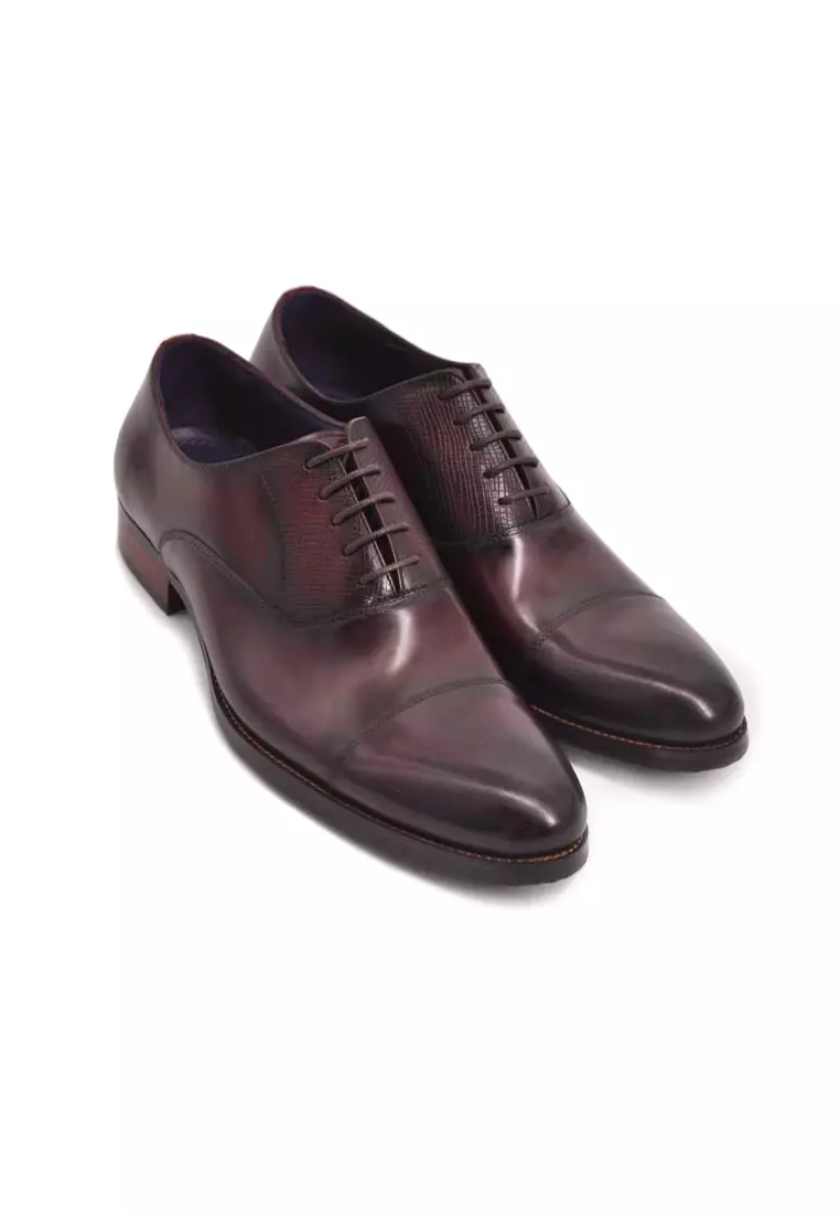 Refined Vesatile Lace-up Oxfords by Rad Russel