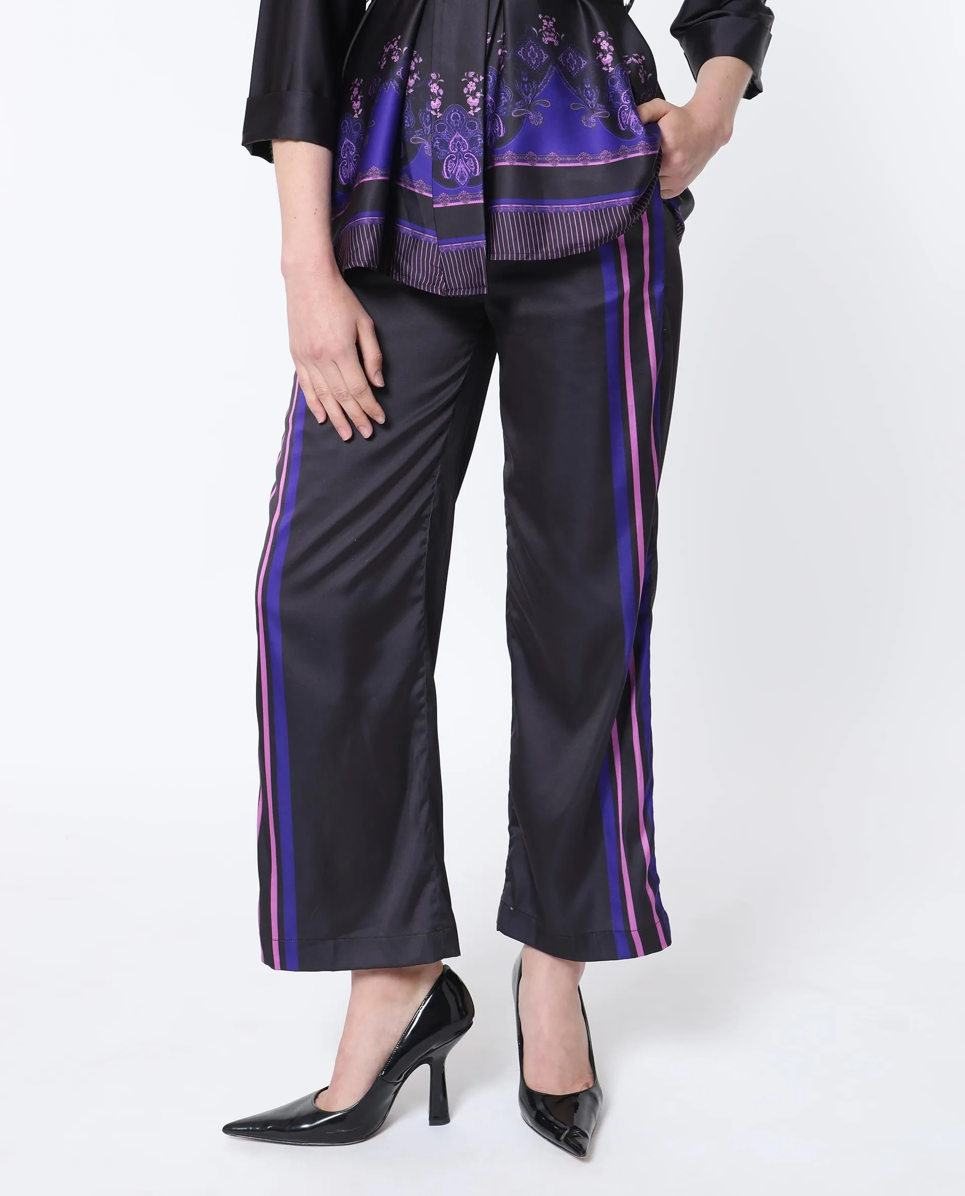 Rareism Women Craig Black Polyester Fabric Regular Fit Mid Rise Striped Ankle Length Trousers