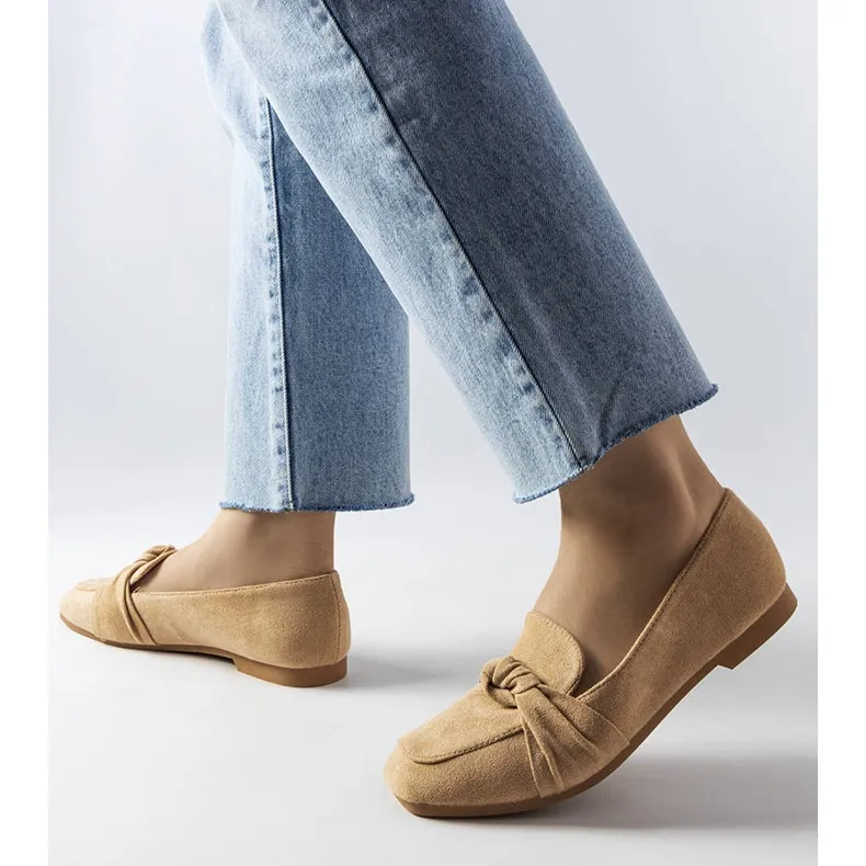 Samika beige moccasins