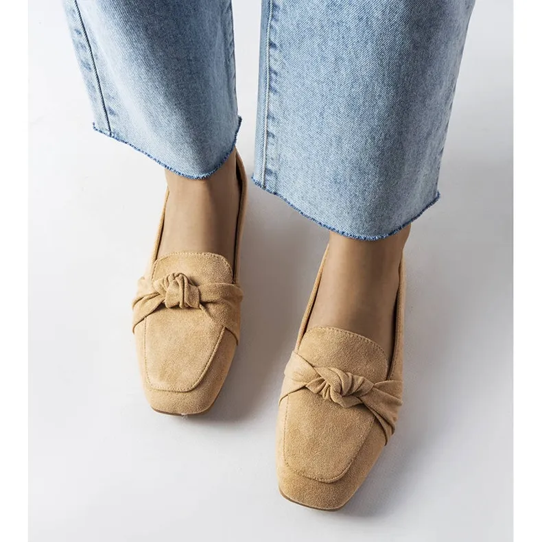 Samika beige moccasins