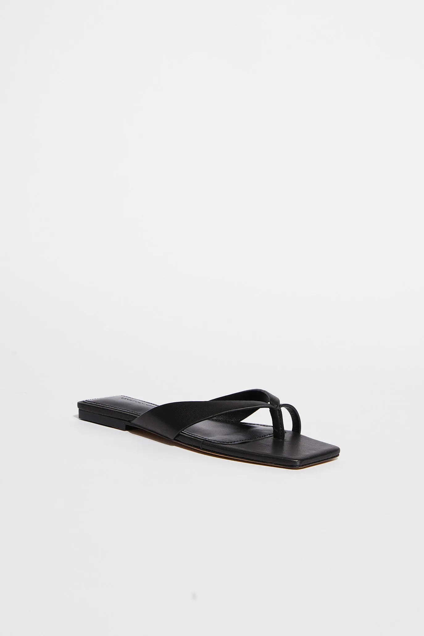 Shae Flat Sandal