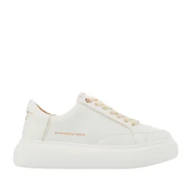 Eco-Greenwich white sneakers with cream stitches and laces