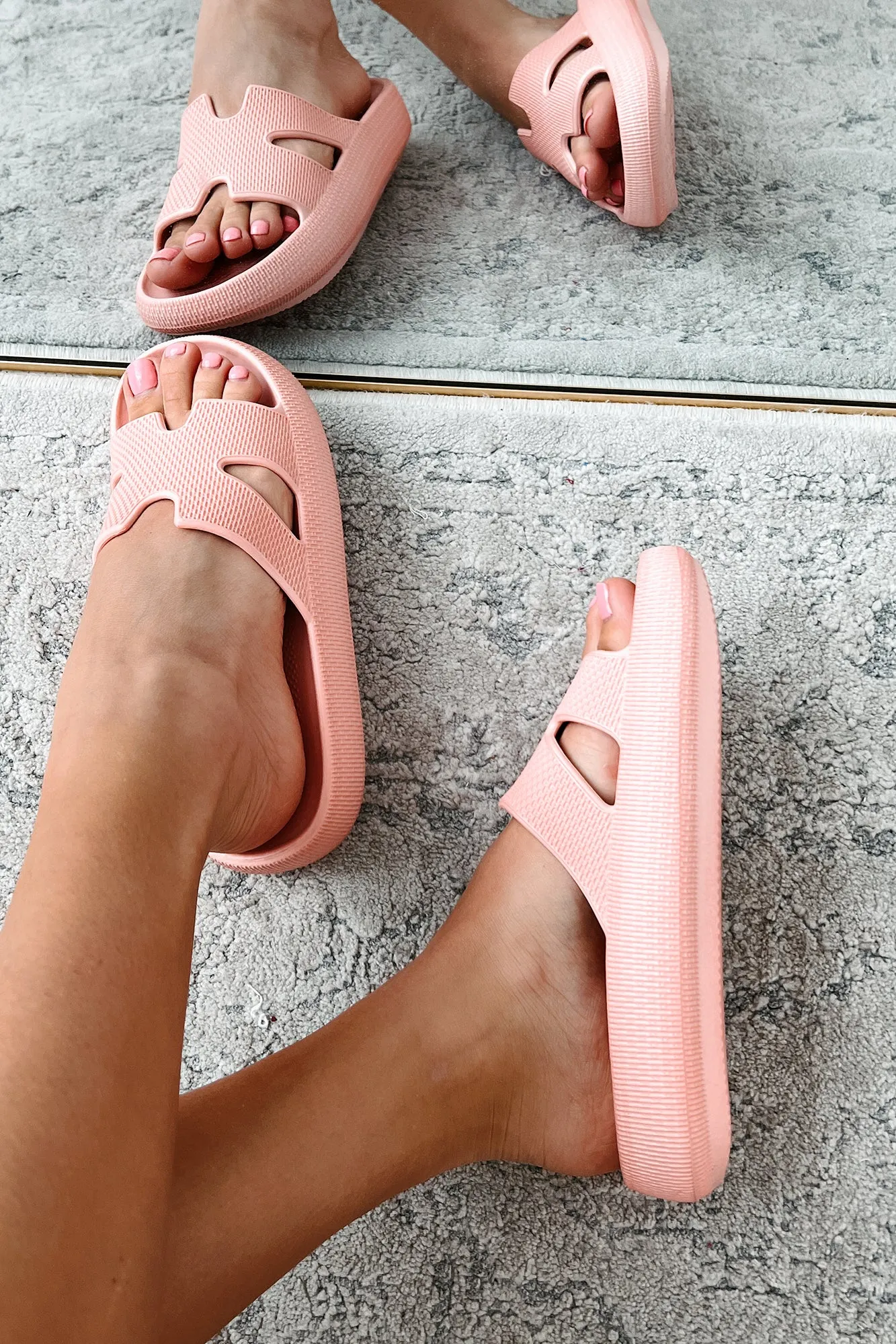 Summer State Of Mind Textured Slide Sandals (Light Pink)