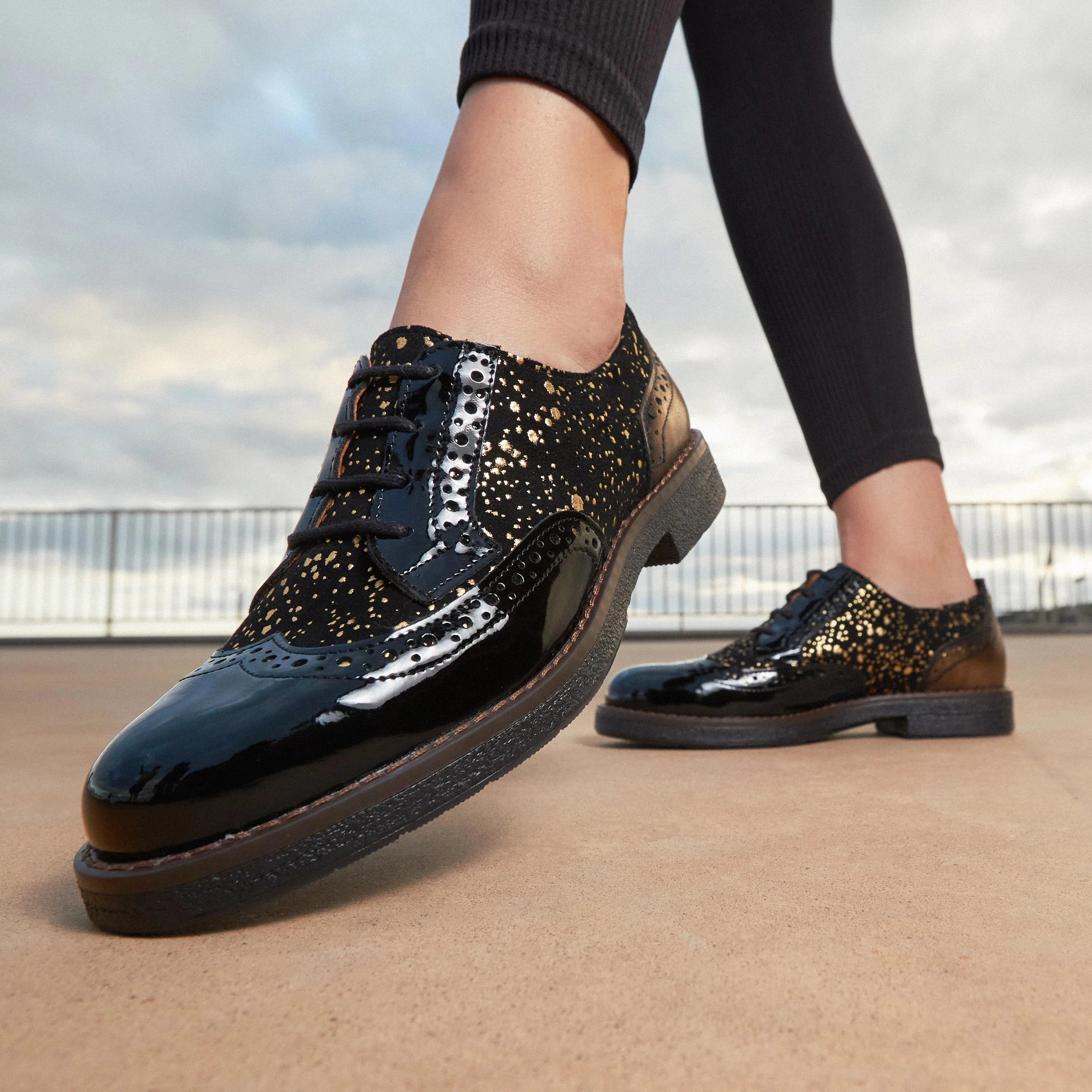 THE ARTIST BLACK & GOLD - Women's derby shoe in golden paint drops on black leather