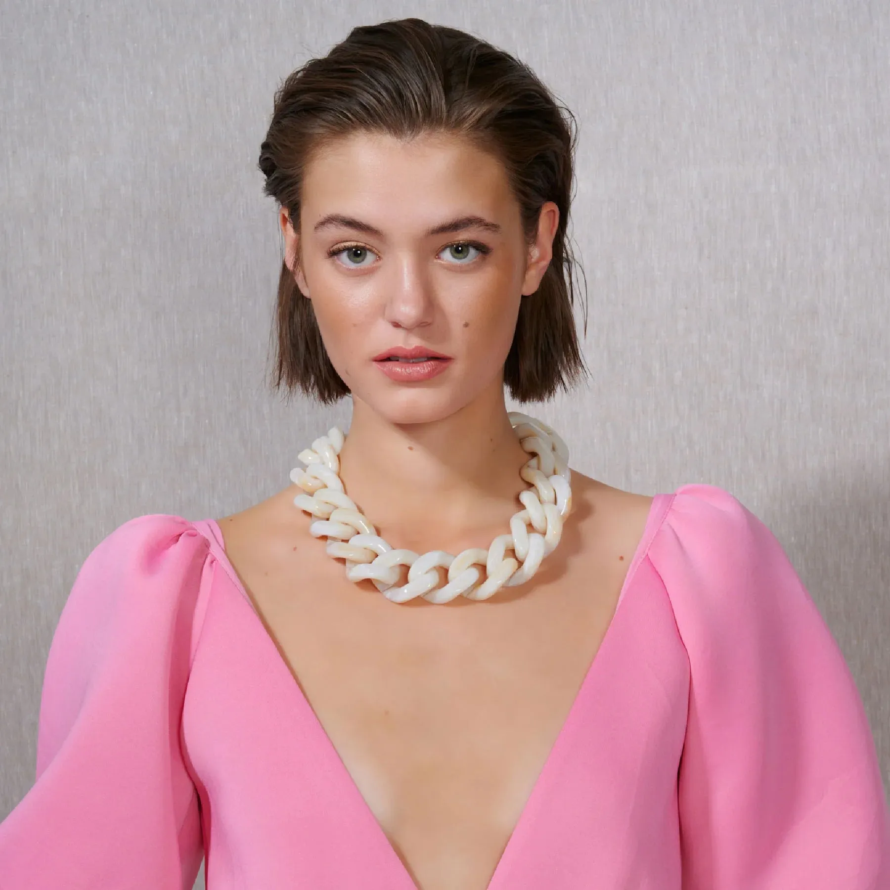 Big Pearl Marble Flat Chain Necklace