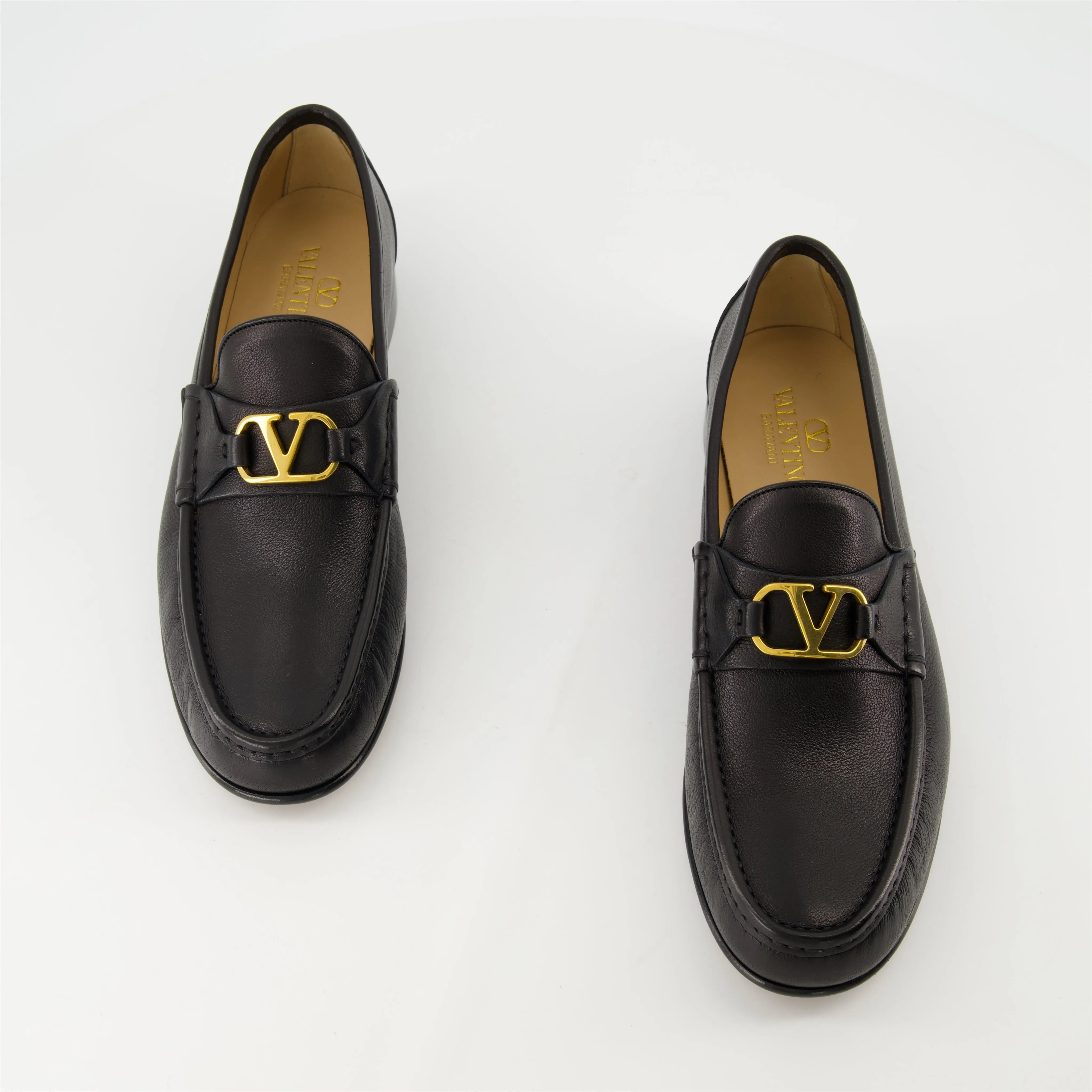 VLogo Signature Moccasins in Black Leather