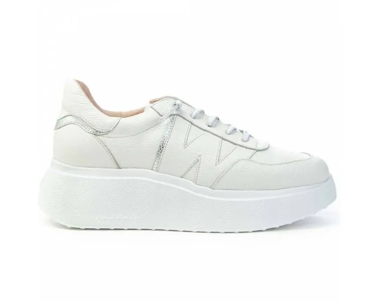 White leather Wonders women's sneakers