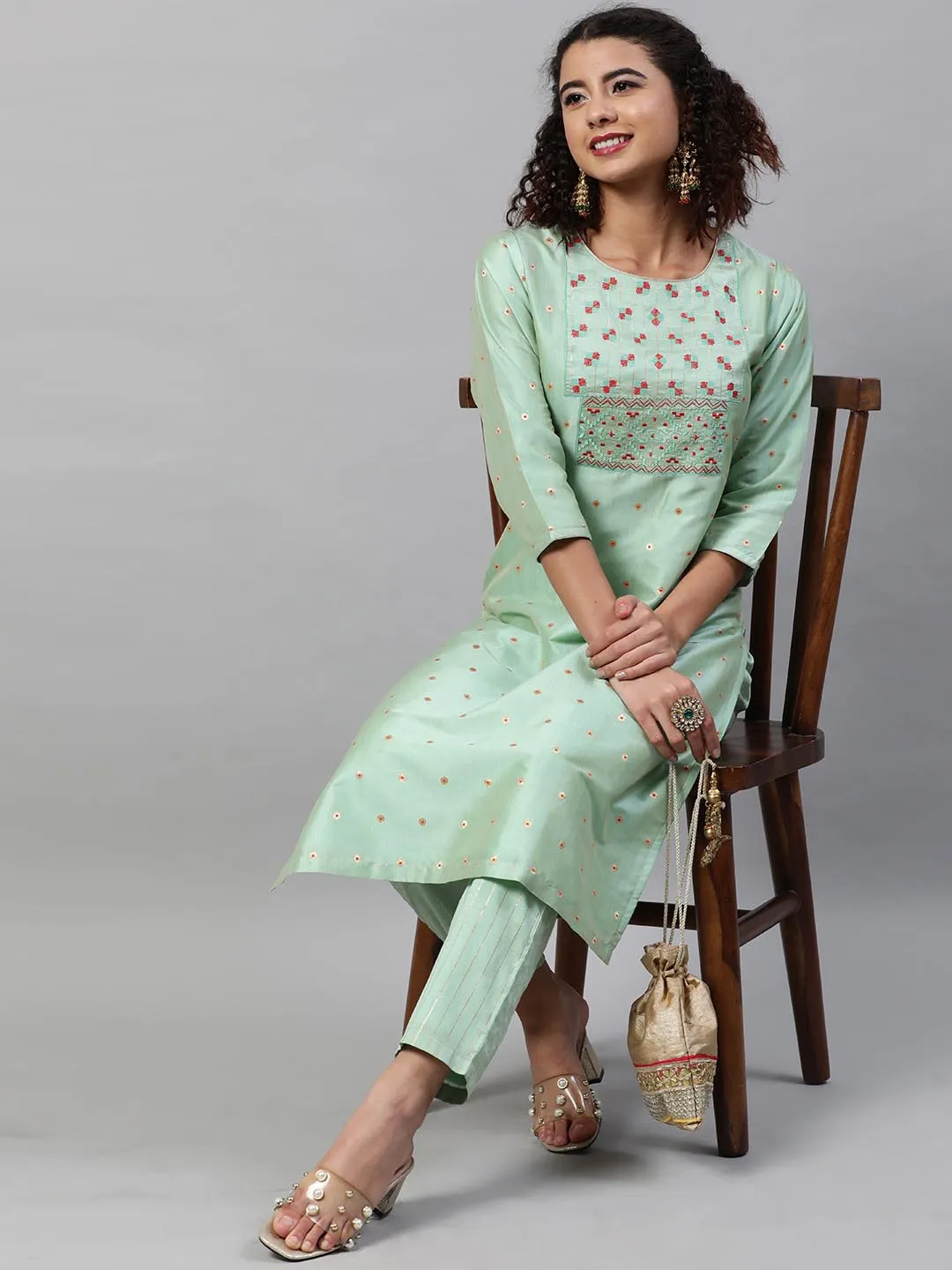 Women Green Ethnic Motifs Embroidered Kurta with Trousers