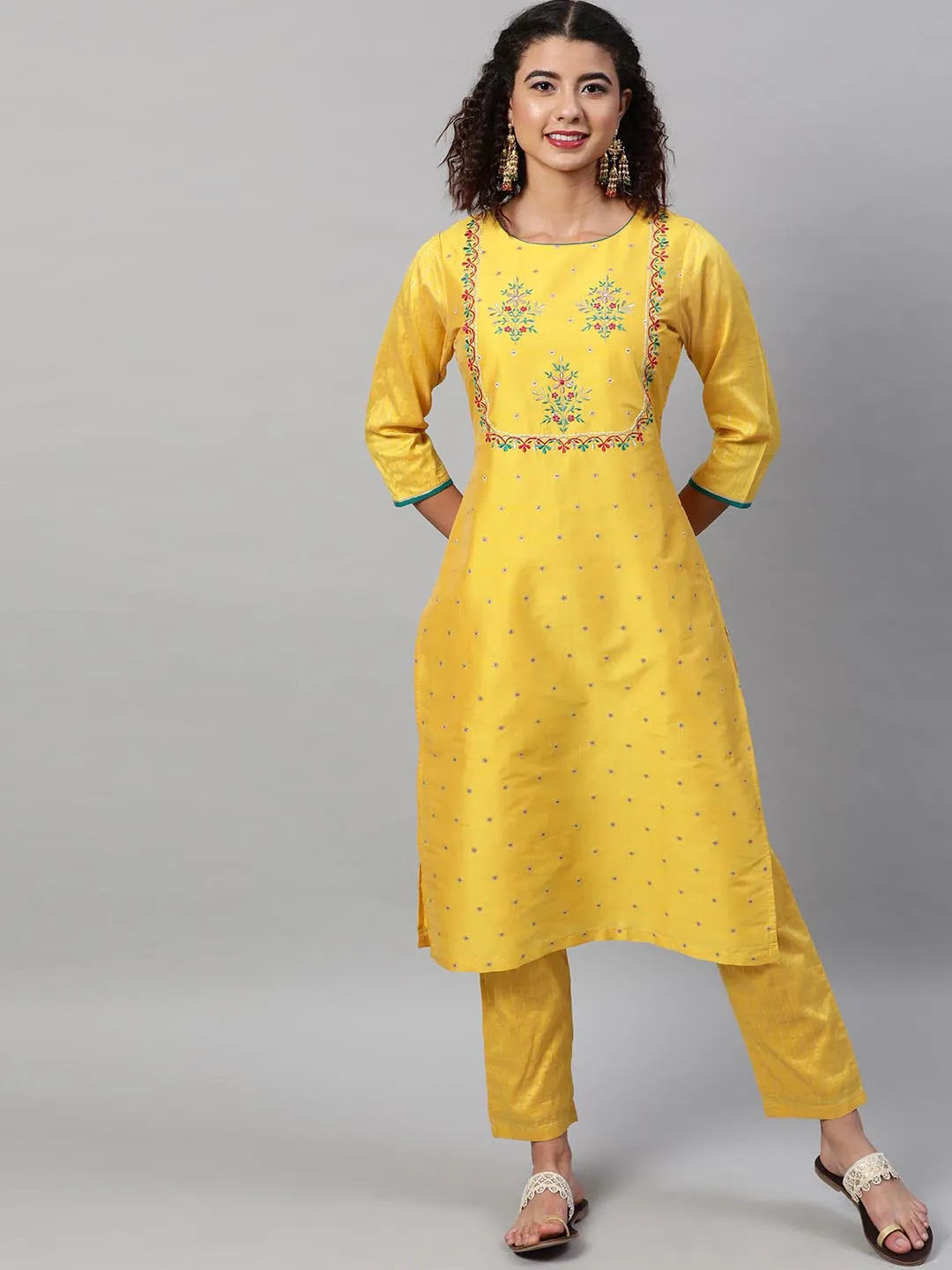 Women Yellow Floral Kurta with Trousers