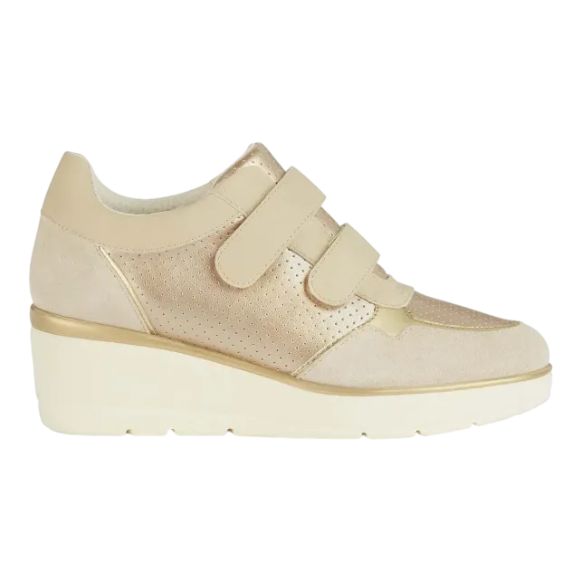 Women's Champagne Sneakers - Style D25RAB