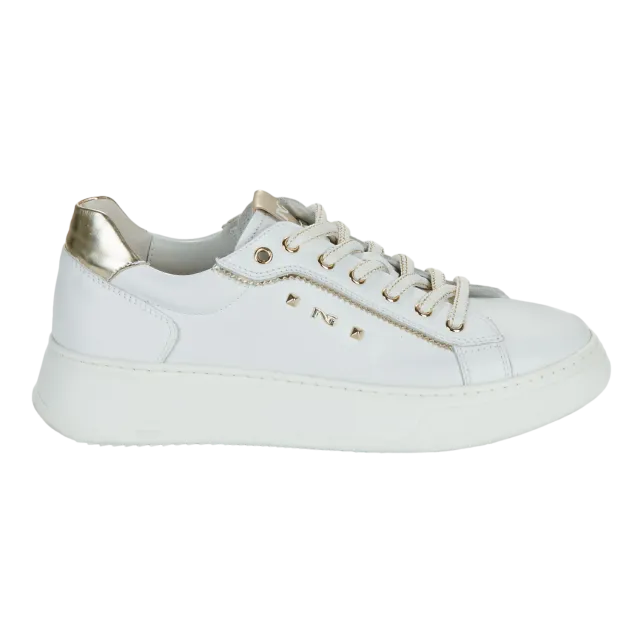 Women's white sneakers Code: E409977D